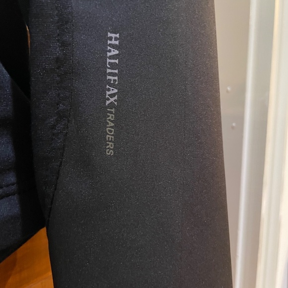 Halifax Traders Packable Down Filled Puffer Jacket Size Small - Picture 5 of 9